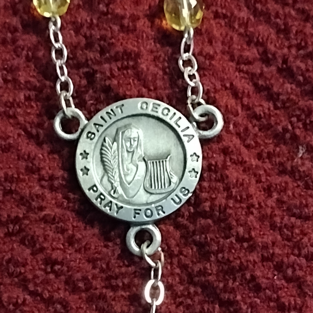 Elegant Gold Rosary with Silver Accents - Picture 3 of 6